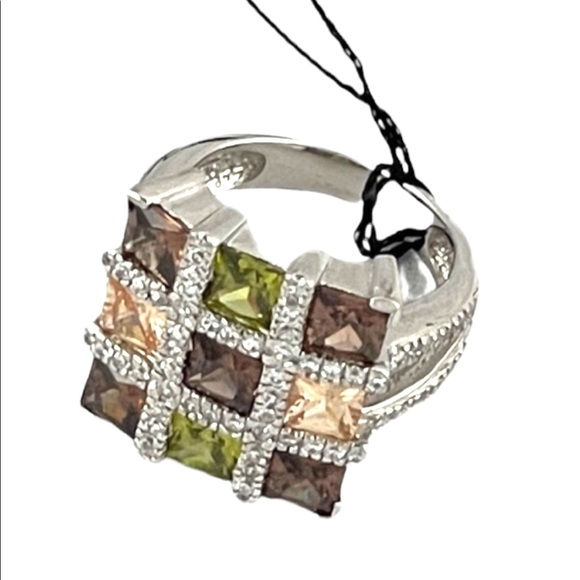 fifth avenue collection Jewelry - Vintage sterling silver 925 chunky FAC crystal dinner ring